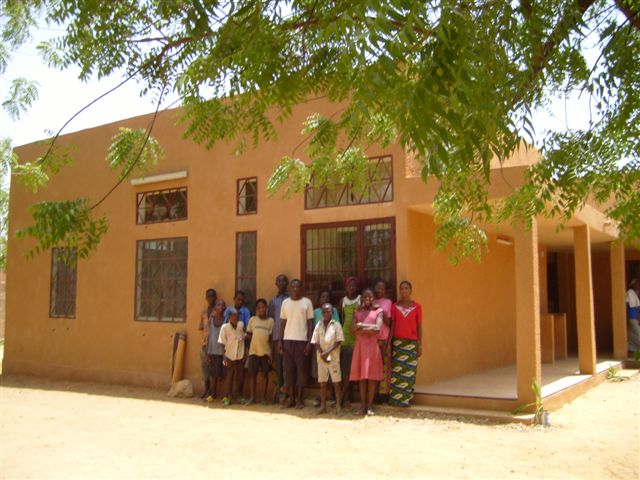 salle polyvalente Orfanotrofio Saint Vincent Niamey